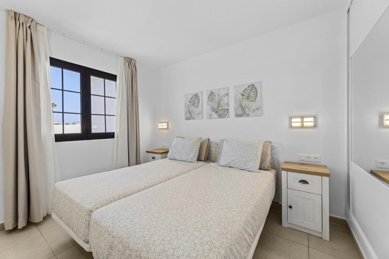 Appartement Casahost Bastian Boutique I Seaview à Costa Teguise Extérieur photo