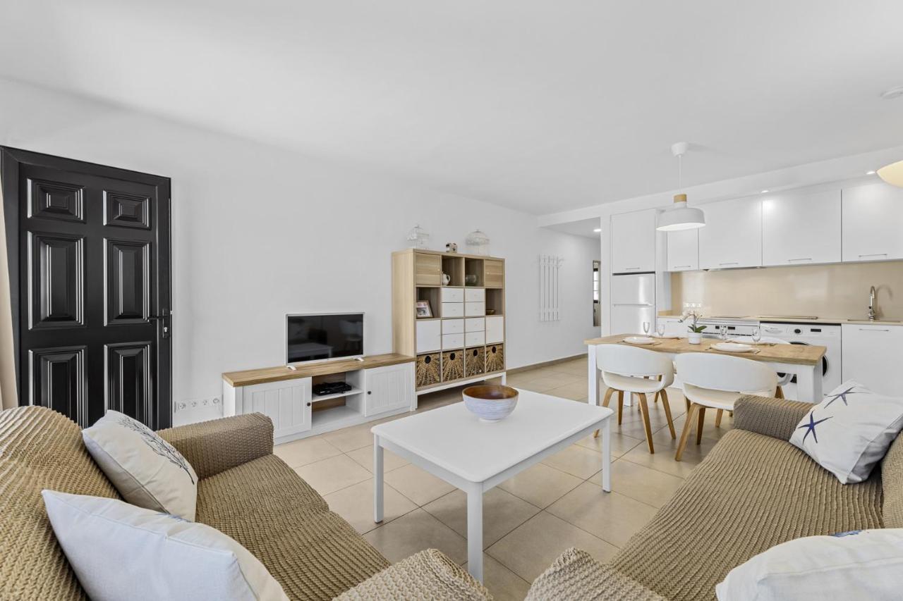 Appartement Casahost Bastian Boutique I Seaview à Costa Teguise Extérieur photo